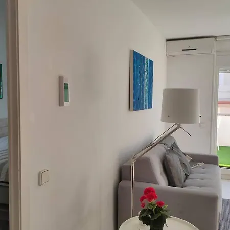 White Penthouse - Atico Para 2 Centro De شقة سيدجيس